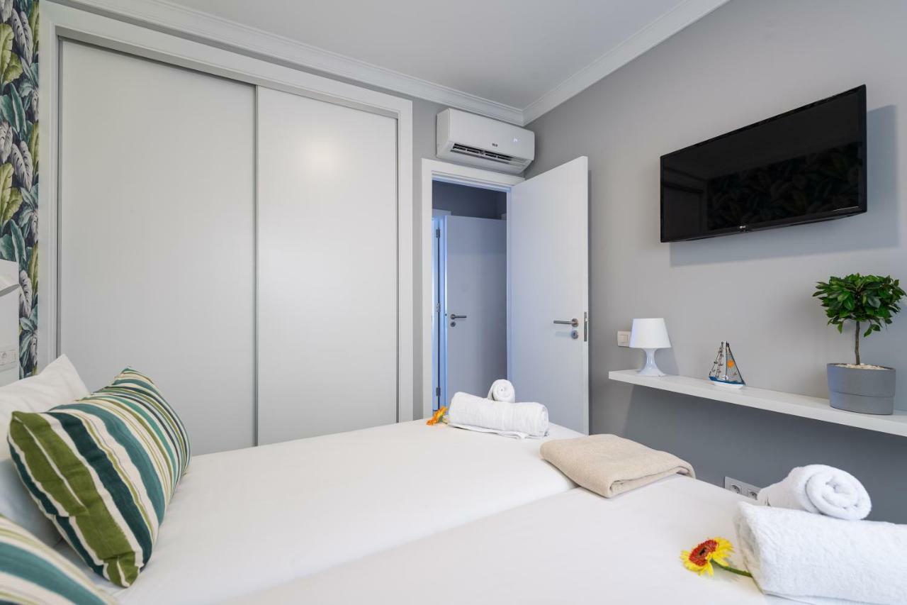 Teresita Mogamar Beachfront Puerto De Mogan Ngoại thất bức ảnh